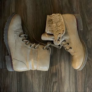 adjustable combat boots